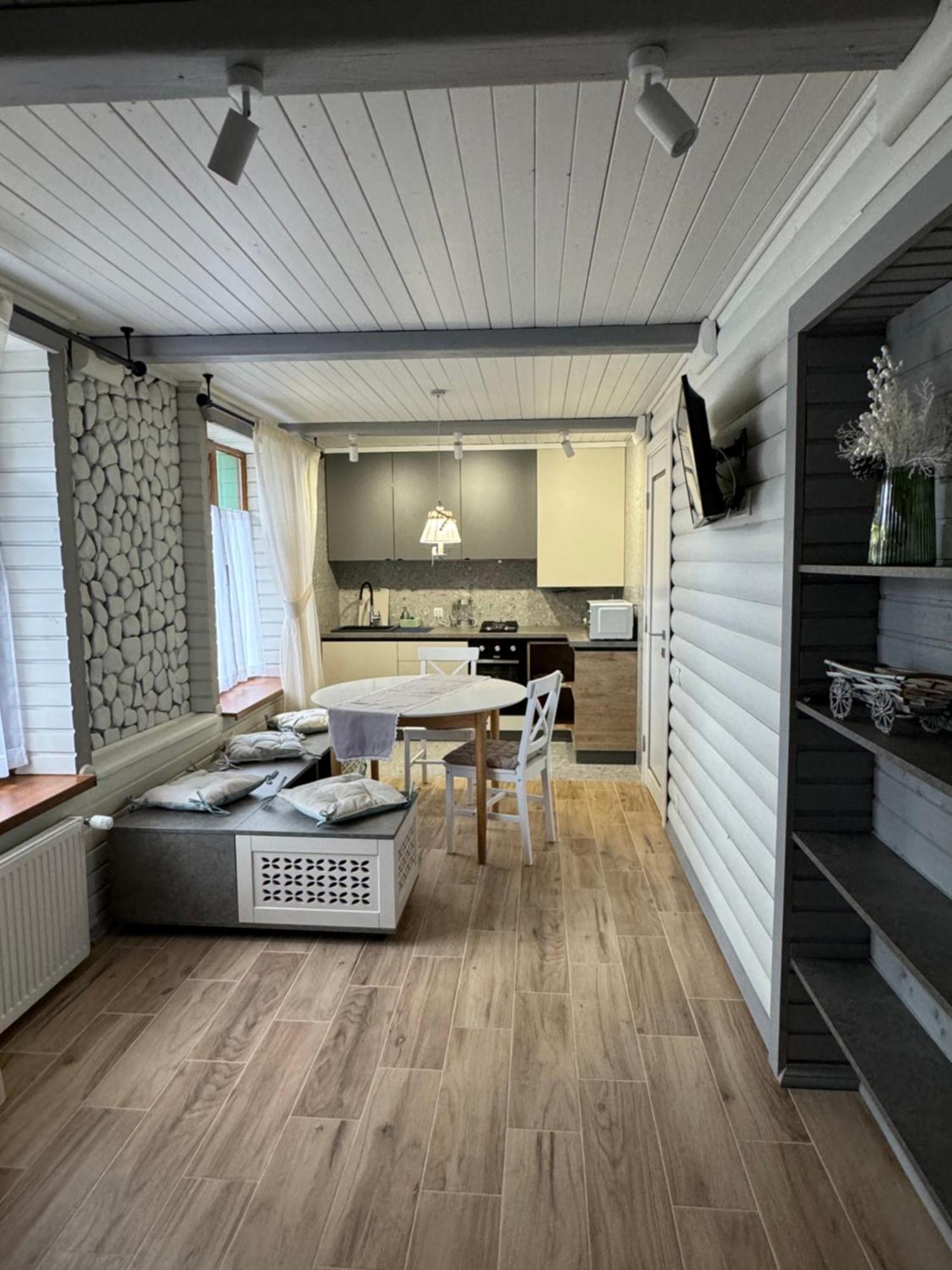 ירמכה Apartments Mandry מראה חיצוני תמונה