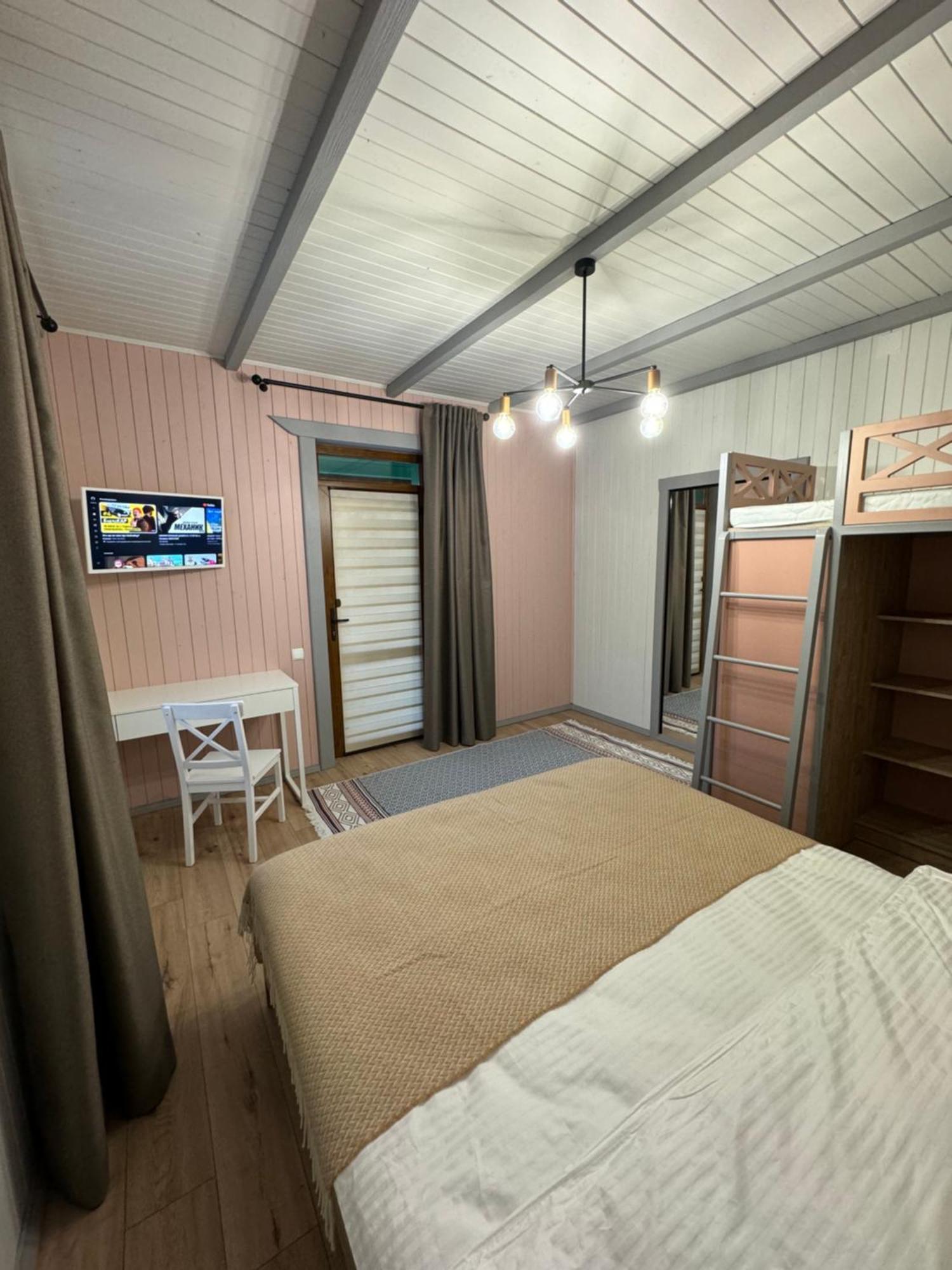 ירמכה Apartments Mandry מראה חיצוני תמונה