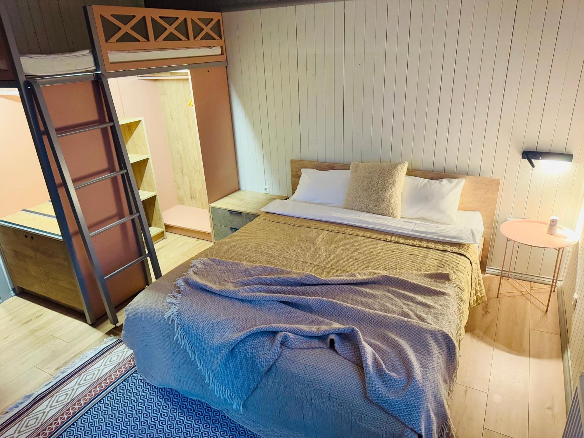 ירמכה Apartments Mandry מראה חיצוני תמונה